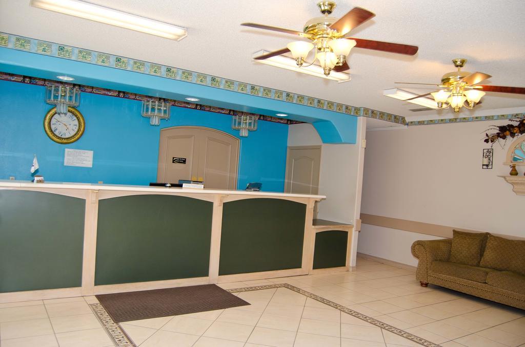 Texas Inn And Suites City Center At University Dr. Edinburg Zewnętrze zdjęcie