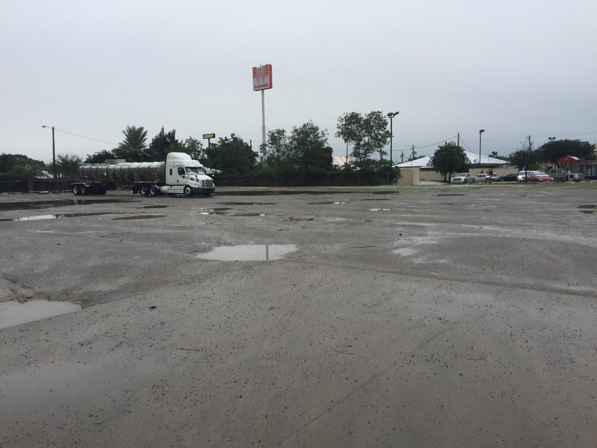 Texas Inn And Suites City Center At University Dr. Edinburg Zewnętrze zdjęcie